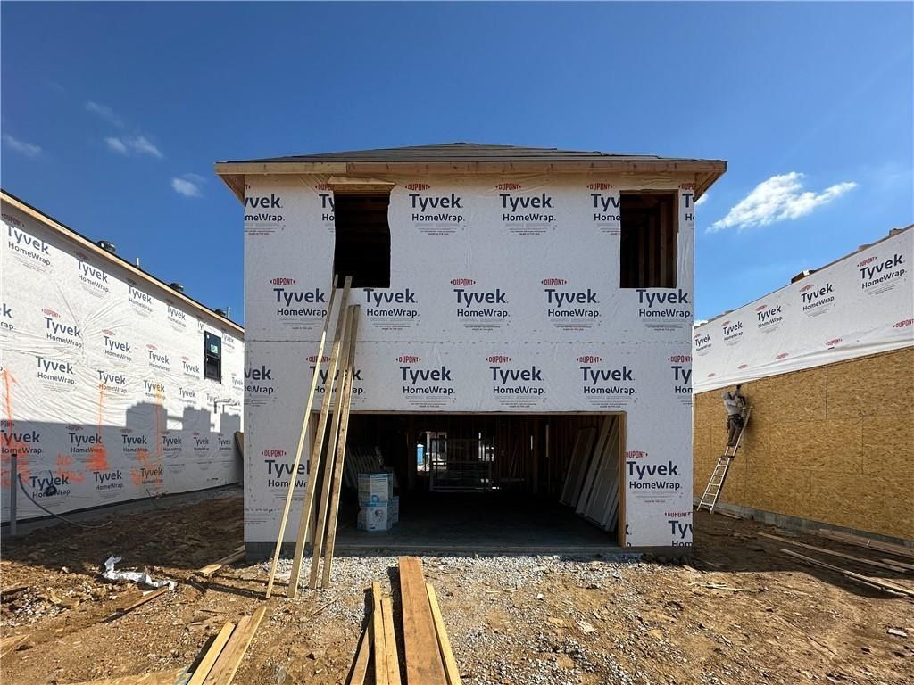 4376  W Bronco  Dr. Fayetteville, AR 72704