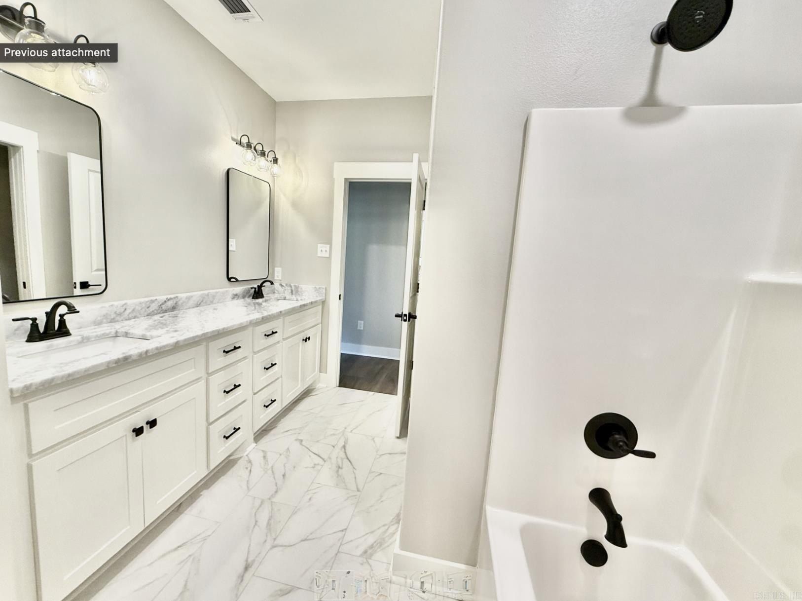 36 Church Circle. Greenbrier, AR 72058