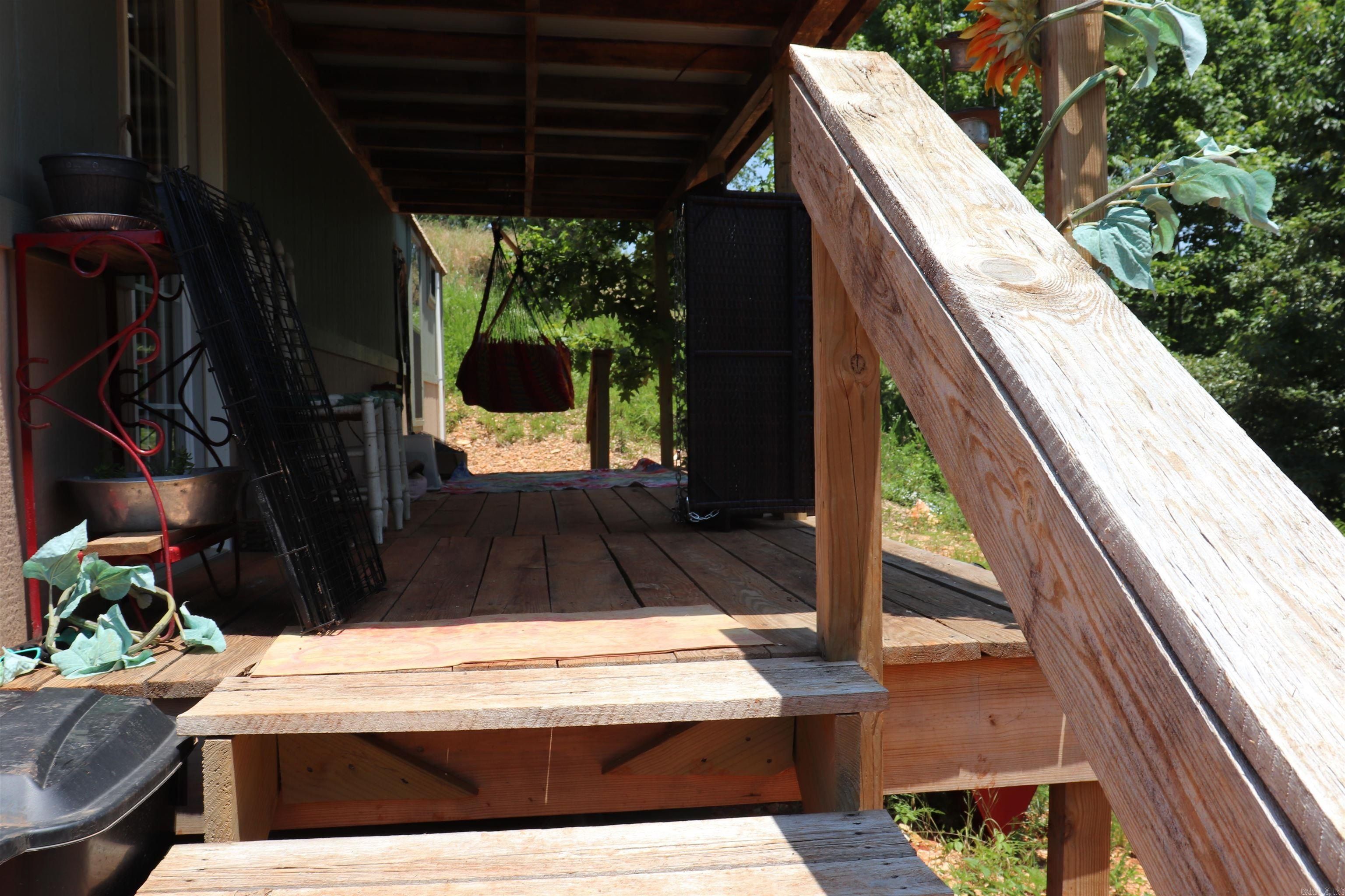 100 Chateau Pointe Lp. Mountain View, AR 72560