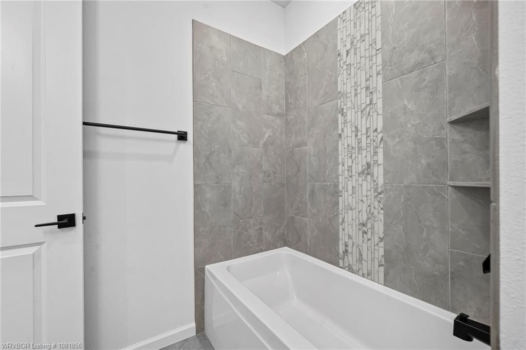 9020 Kirkwood Ridge. Fort Smith, AR 72916