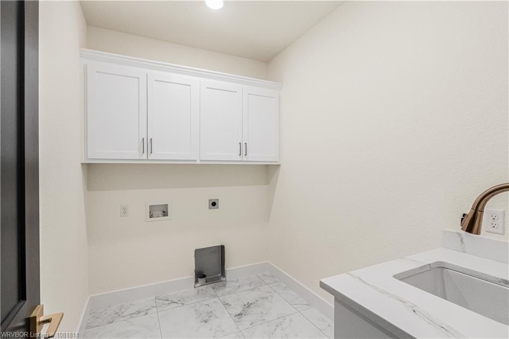 8311 Donnington  Ct. Fort Smith, AR 72916