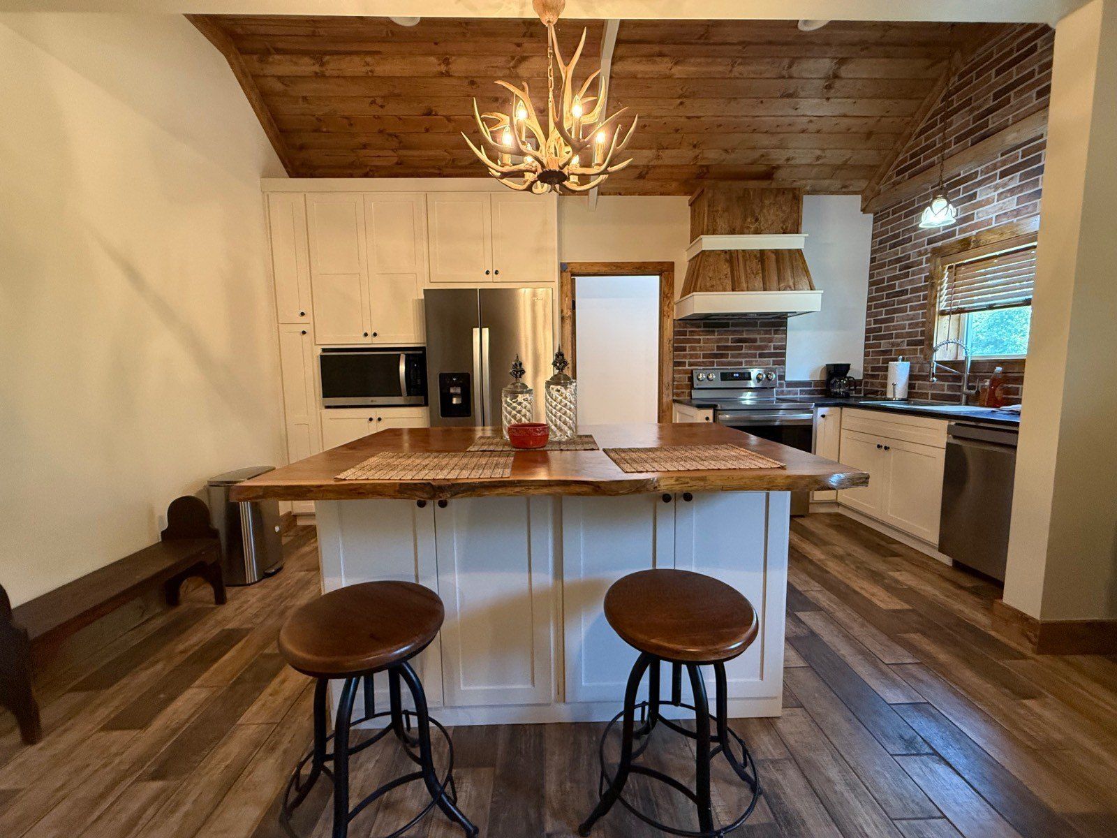 5672 West Ar Highway 56. Brockwell, AR 72517