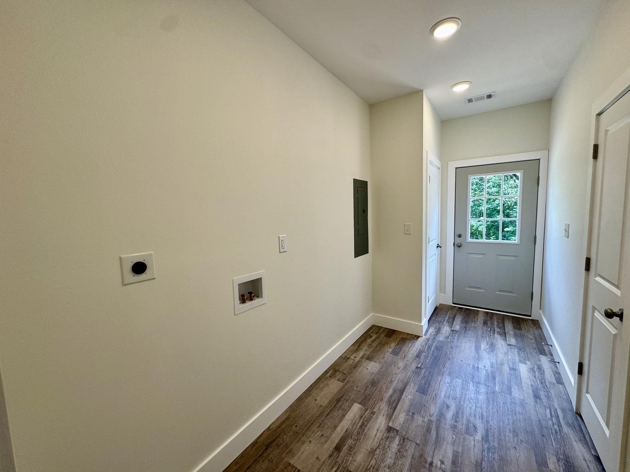 2980 Bonetown Road. Melbourne, AR 72556