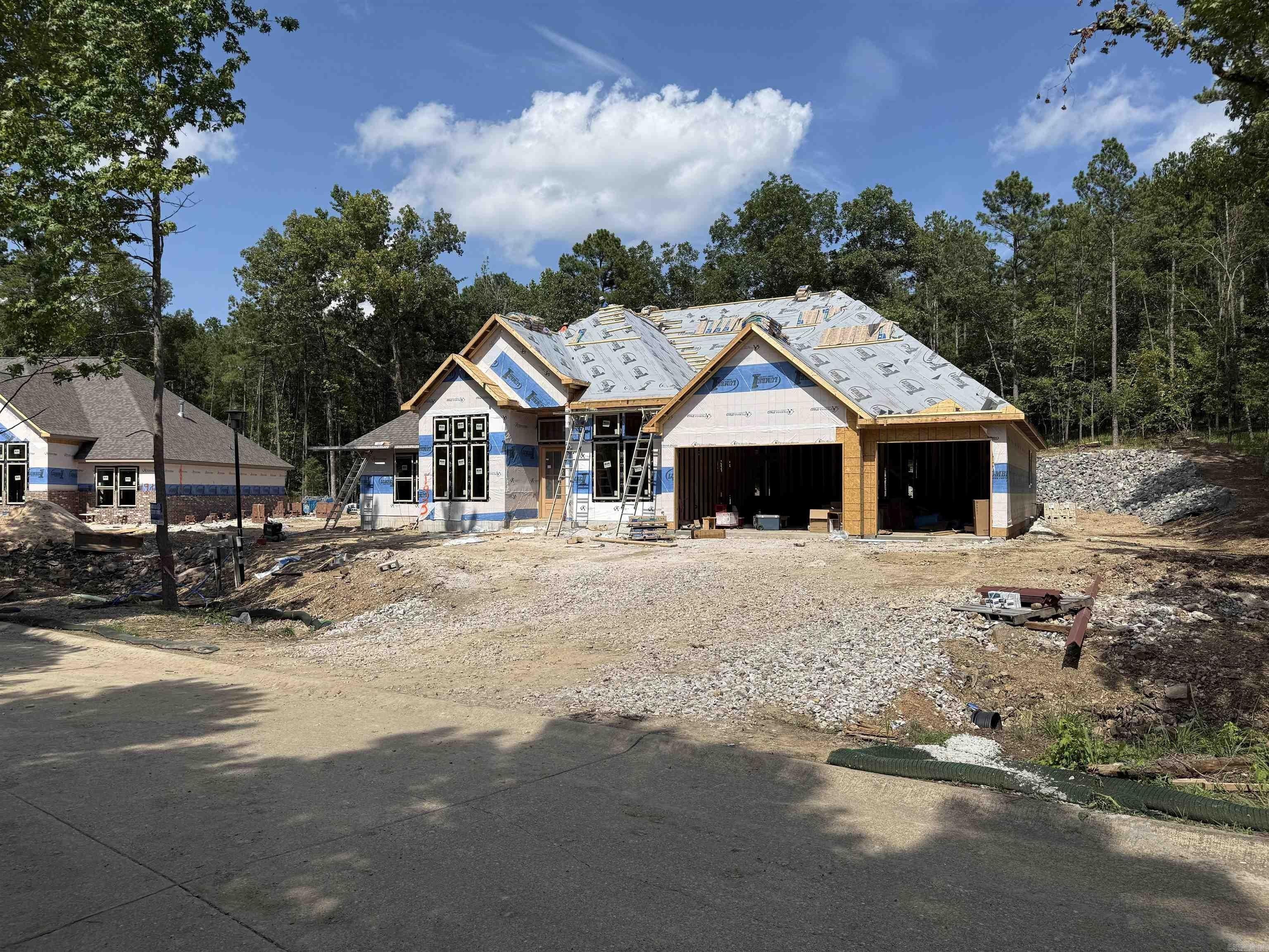 193 Waterview. Hot Springs, AR 71913