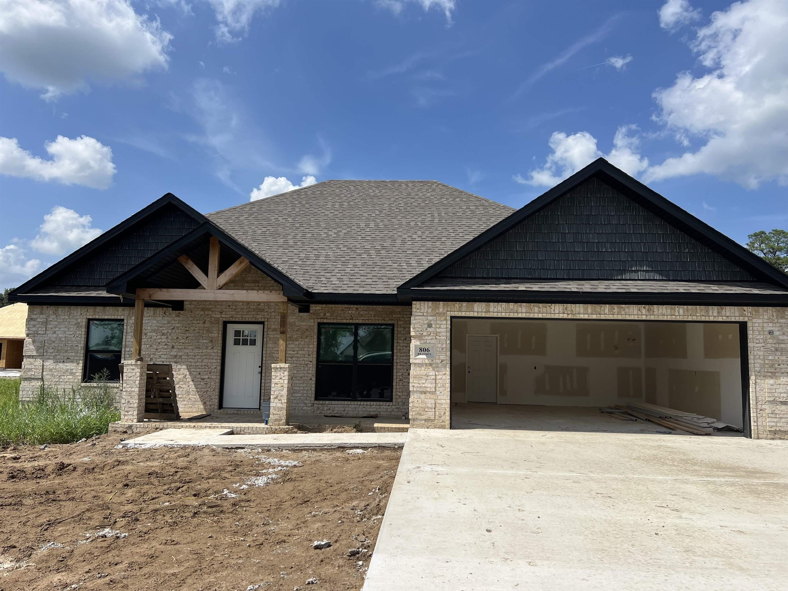 806 Brayden Lane. Manila, AR 72442