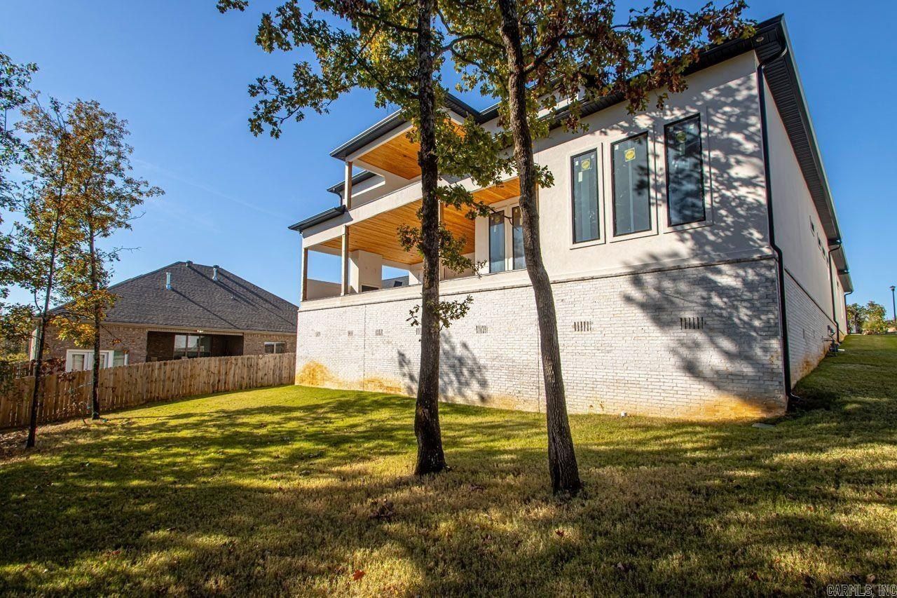 2116 Little Ridge Court. Sherwood, AR 72120