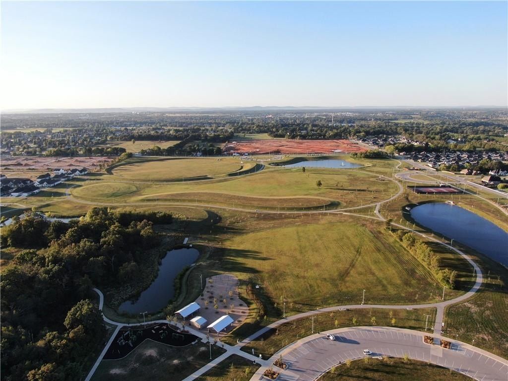 445 Fox  Tr. Elm Springs, AR 72762