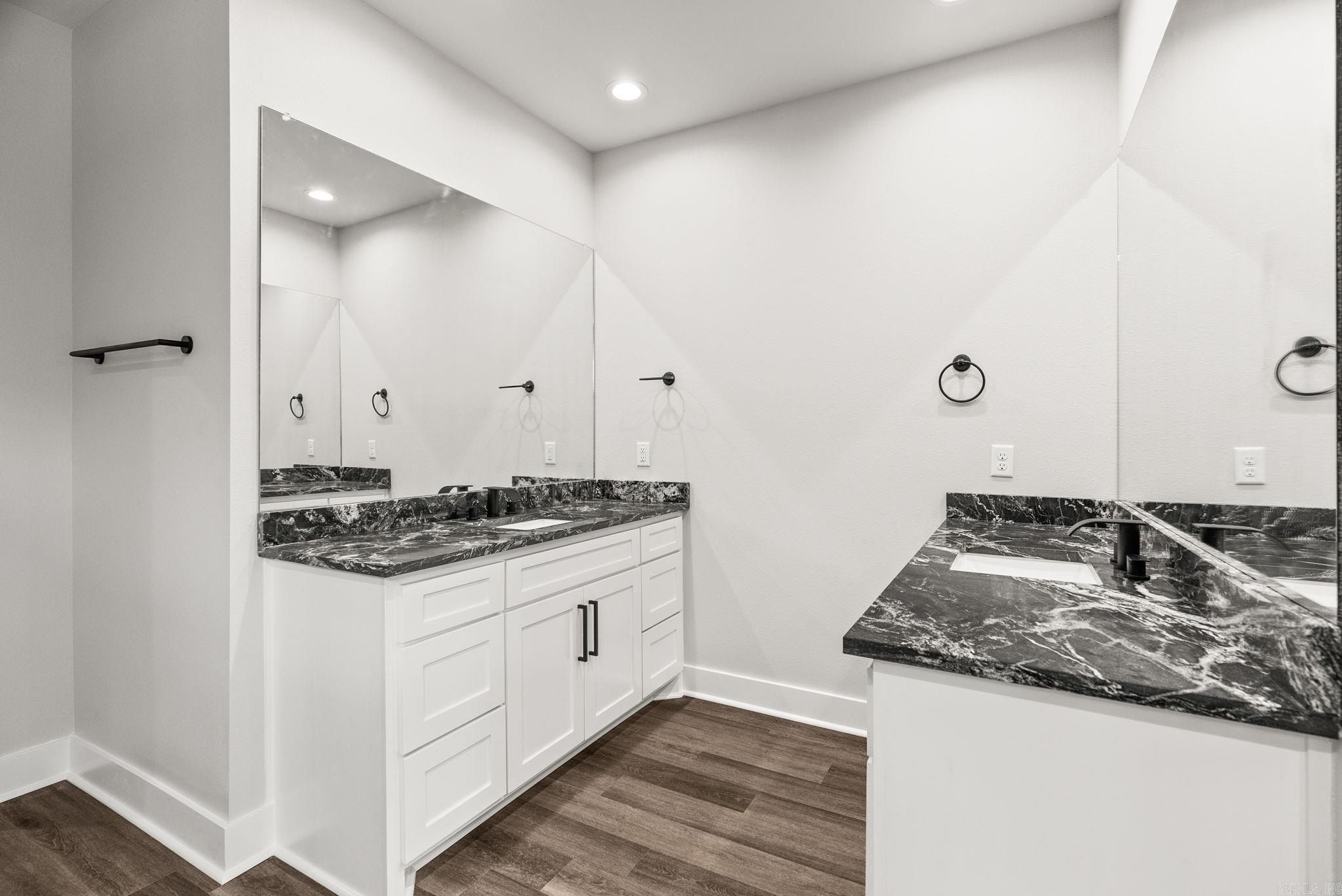 6809 Rudolph Road. Alexander, AR 72002