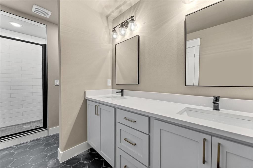 9 Latheron  Ln. Bella Vista, AR 72715