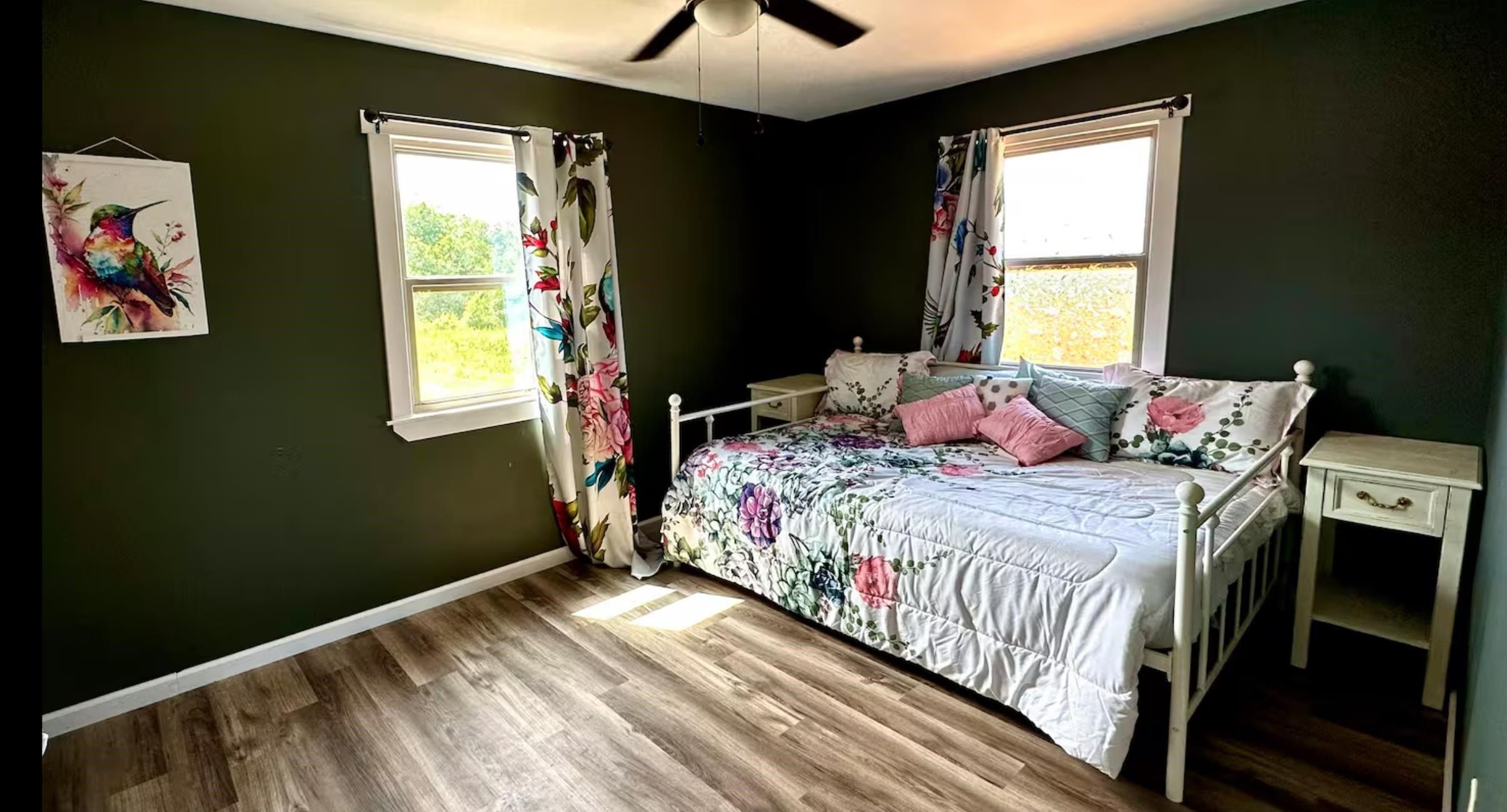 752 J Lynne Drive. Mountain View, AR 72560