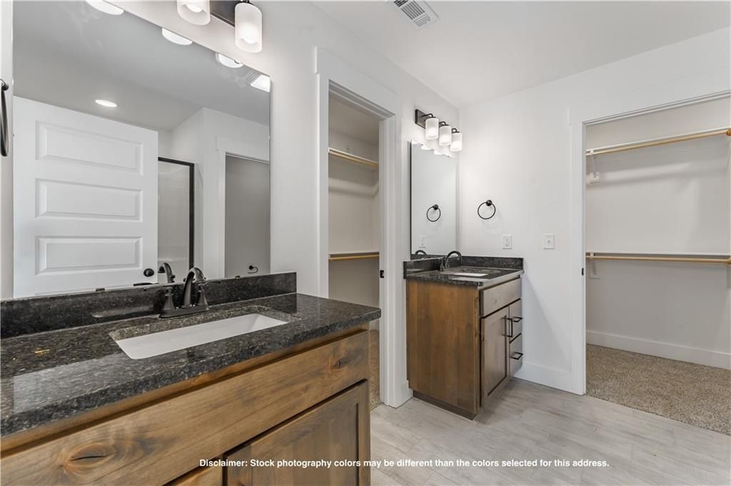 240 Ryker  Rdg. Centerton, AR 72719