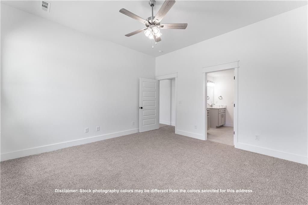 220 Ryker  Rdg. Centerton, AR 72719