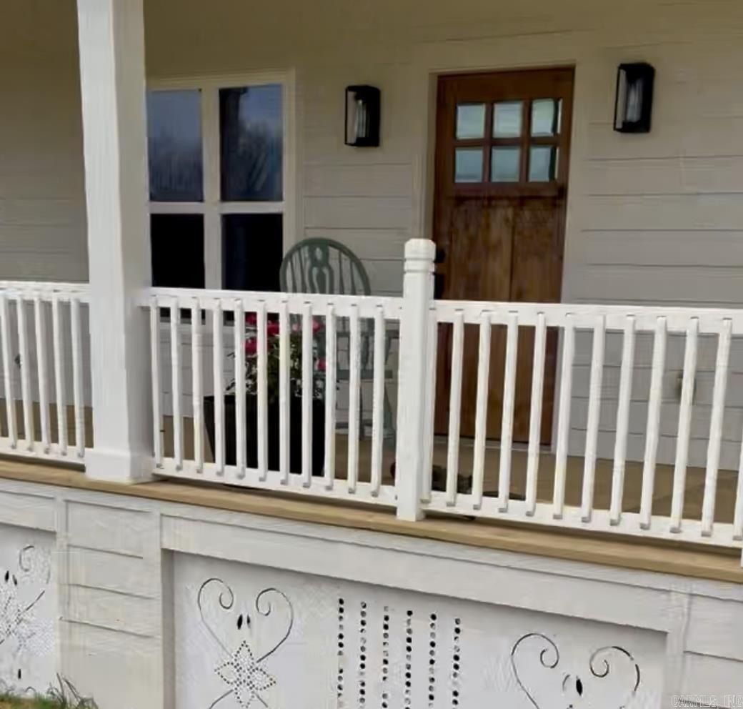 2055 E Church Street. Altus, AR 72821