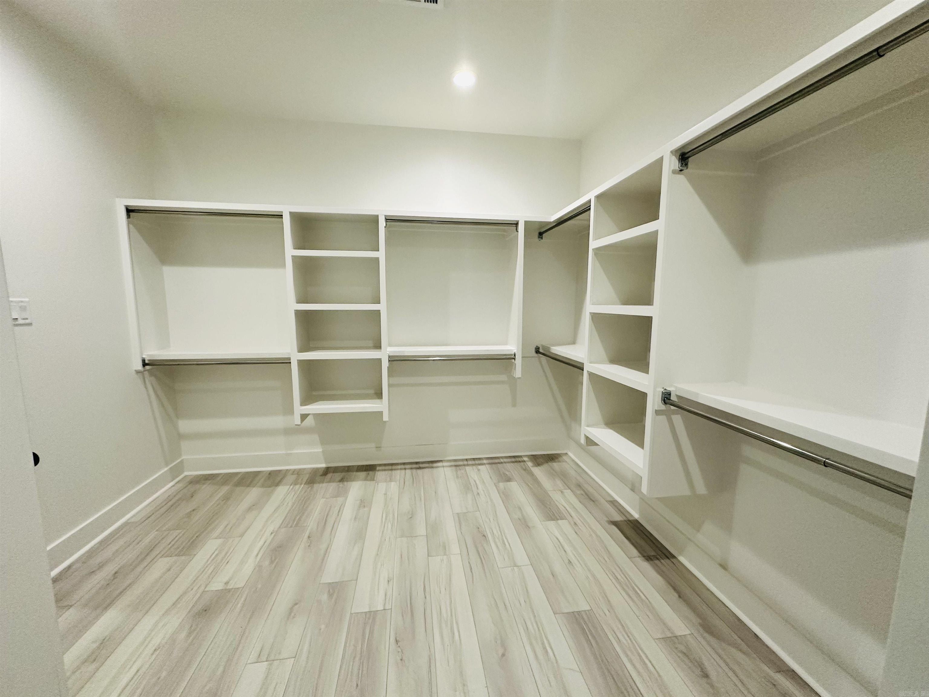 5013 Clover Brook Drive. Bryant, AR 72022