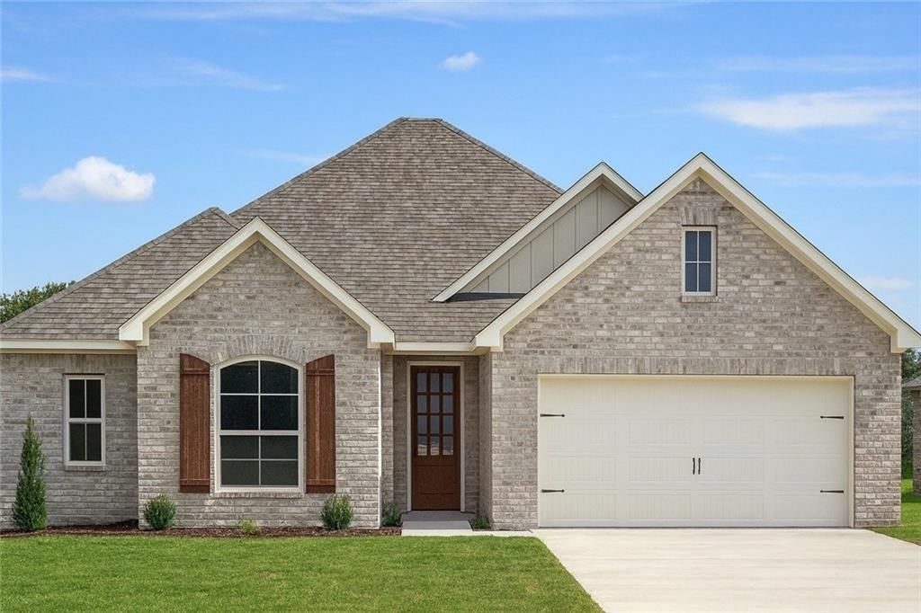 632 Primitivo  Ave. Tontitown, AR 72762