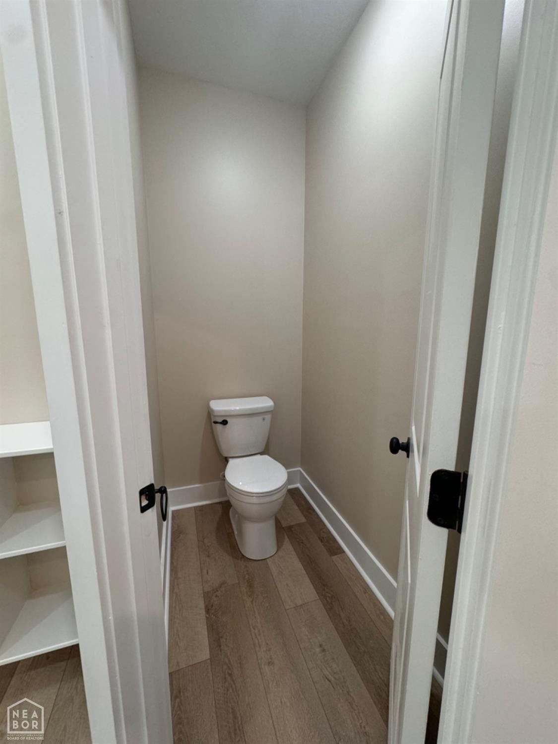 100 Lenford Drive. Bono, AR 72416