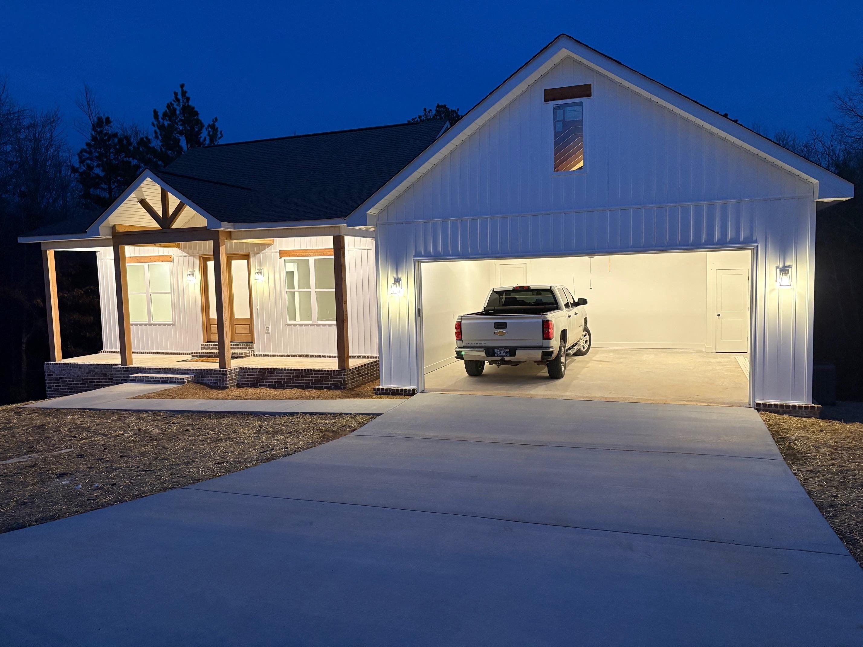 150 Caddy Cove Lane. Mountain View, AR 72560