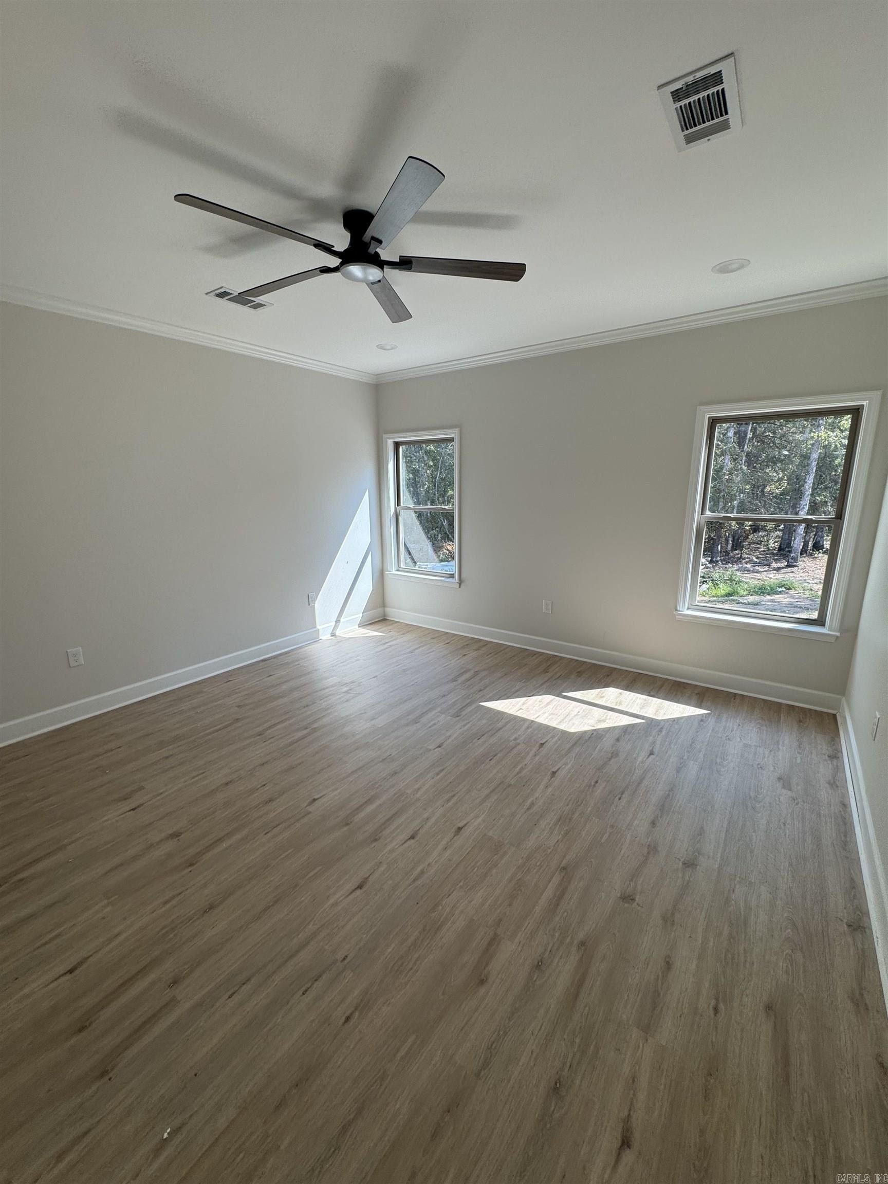 514 Madeleine. Austin, AR 72007