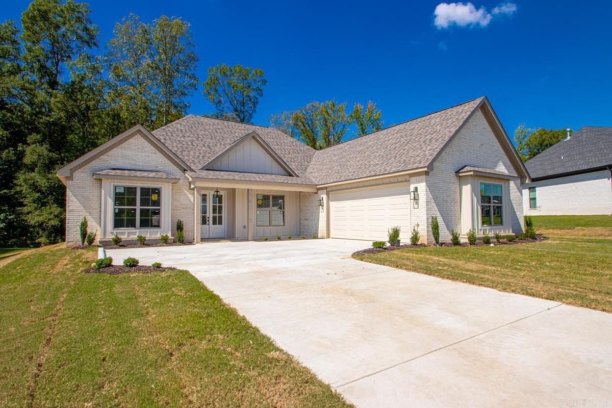 5016 Castaway Bay Drive. Benton, AR 72022