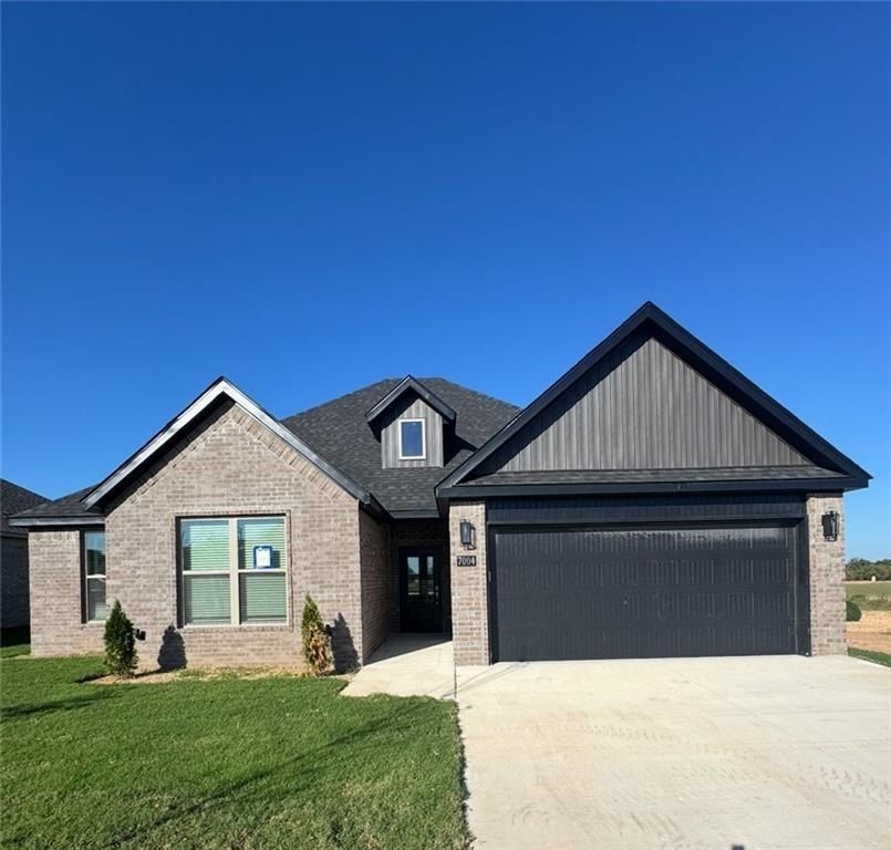 7004  Sw Orange  Ave. Bentonville, AR 72713