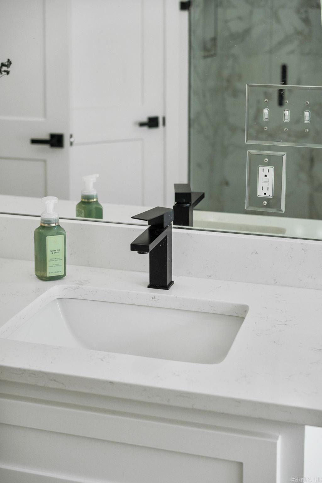 3 Firefly Catch Cove. Greenbrier, AR 72058