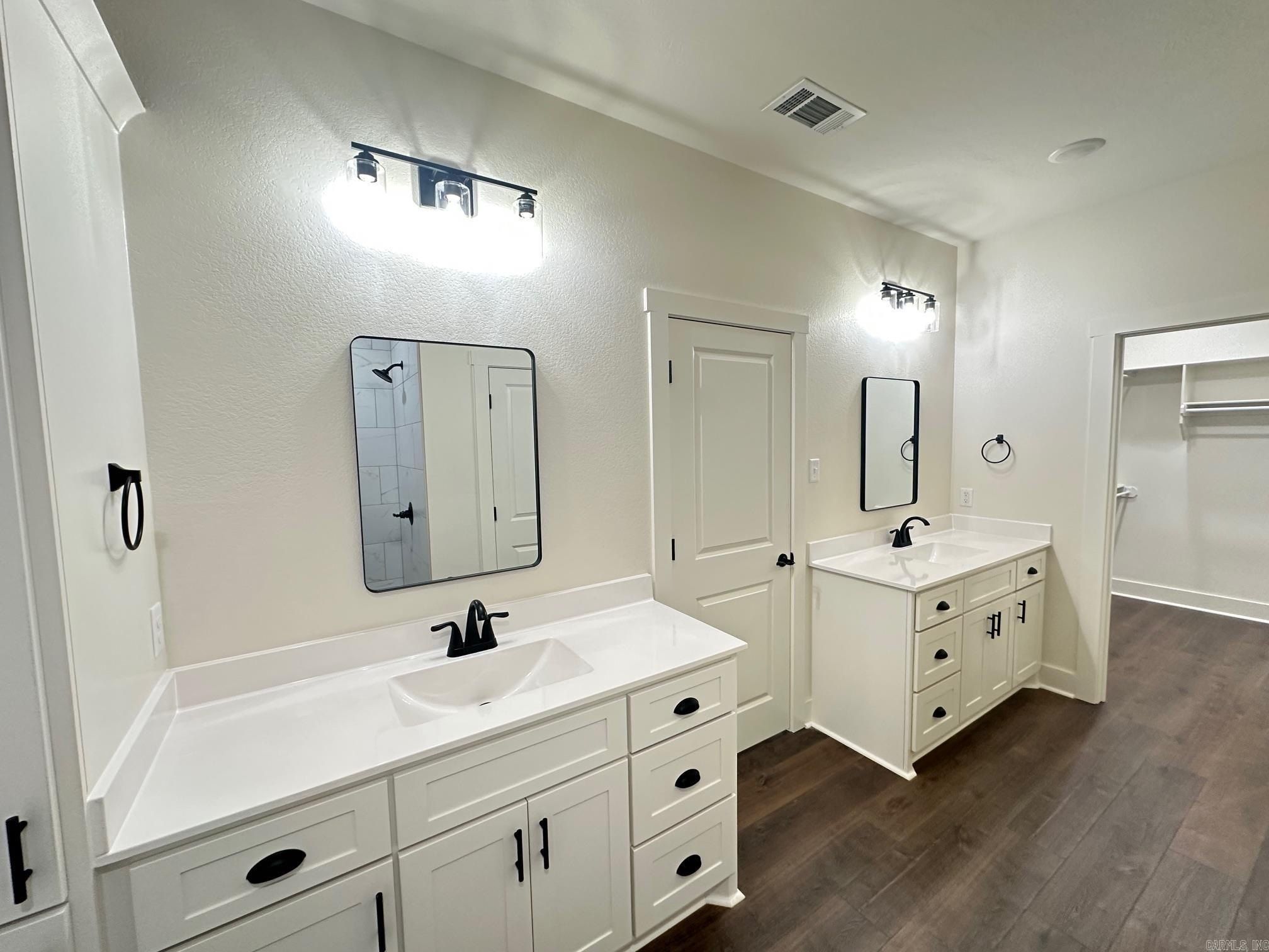 26 High Point Drive. Greenbrier, AR 72058