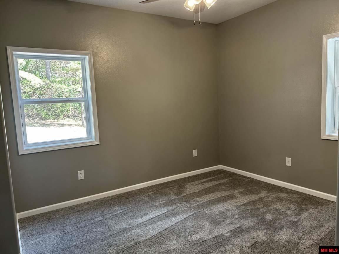 109 Jones Street. Calico Rock, AR 72519