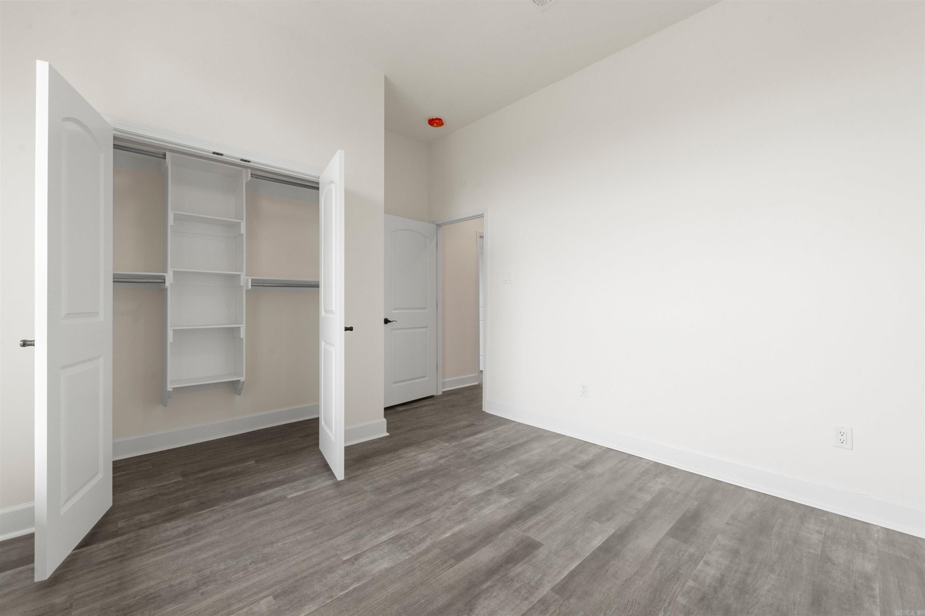 9725 Cliffside Dr. Sherwood, AR 72120