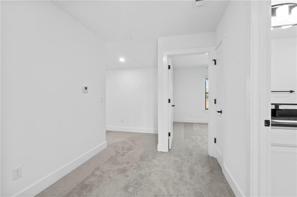 64  W Gilpin  St. Farmington, AR 72730