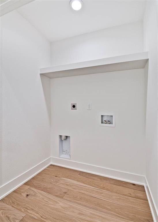 204  Nw 9Th  St. Bentonville, AR 72712