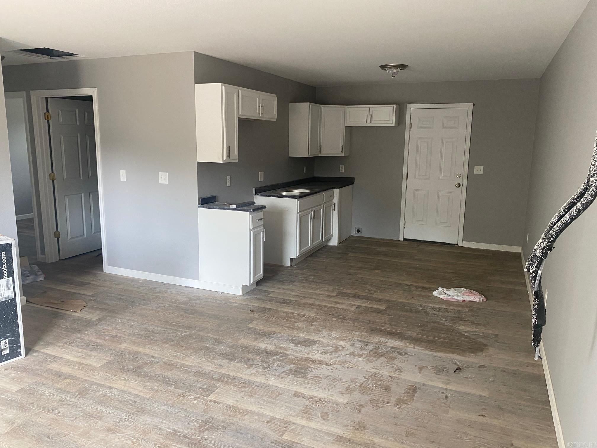 67 Aloha Circle. Sherwood, AR 72120