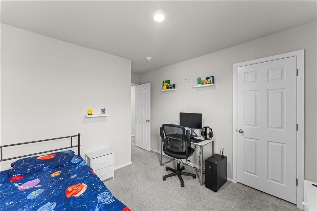 3217  E Hagen  St. Siloam Springs, AR 72761