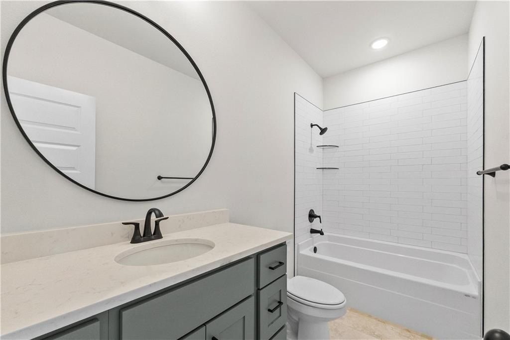 1270 Red Maple  St. Centerton, AR 72719