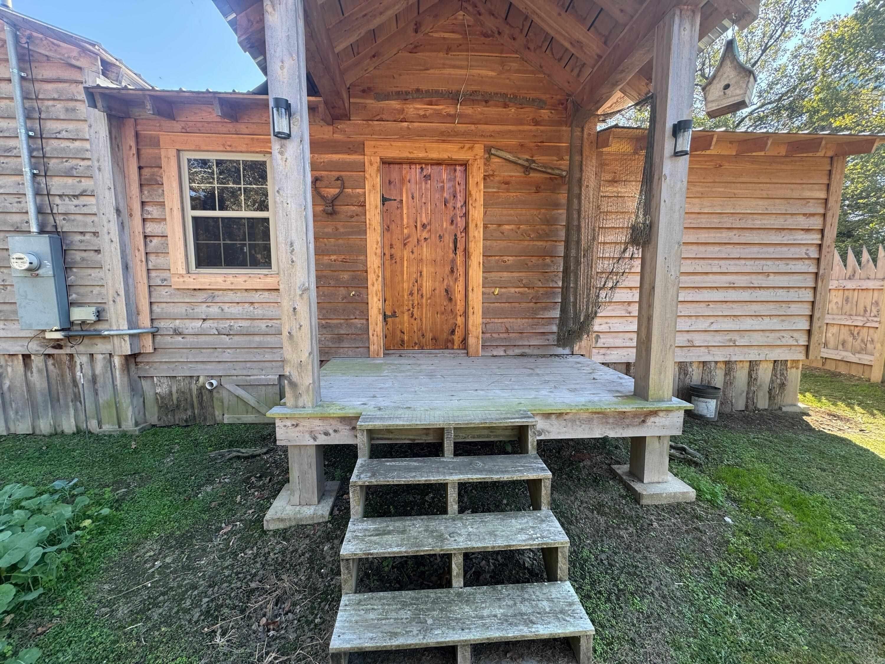 116 Len Street. Griffithville, AR 72060