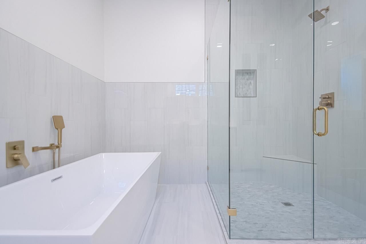 400 Gardens Lane. North Little Rock, AR 72114