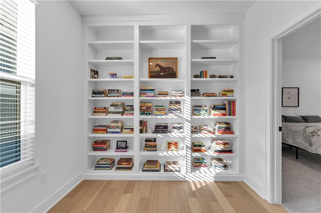 2047  E Little Crew  Dr. Fayetteville, AR 72703