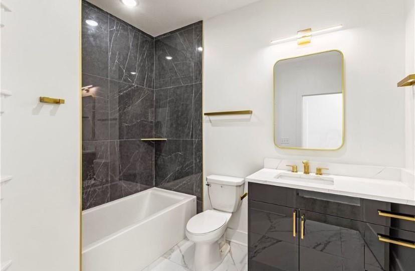 2609  W Bonnie  Ln. Rogers, AR 72758