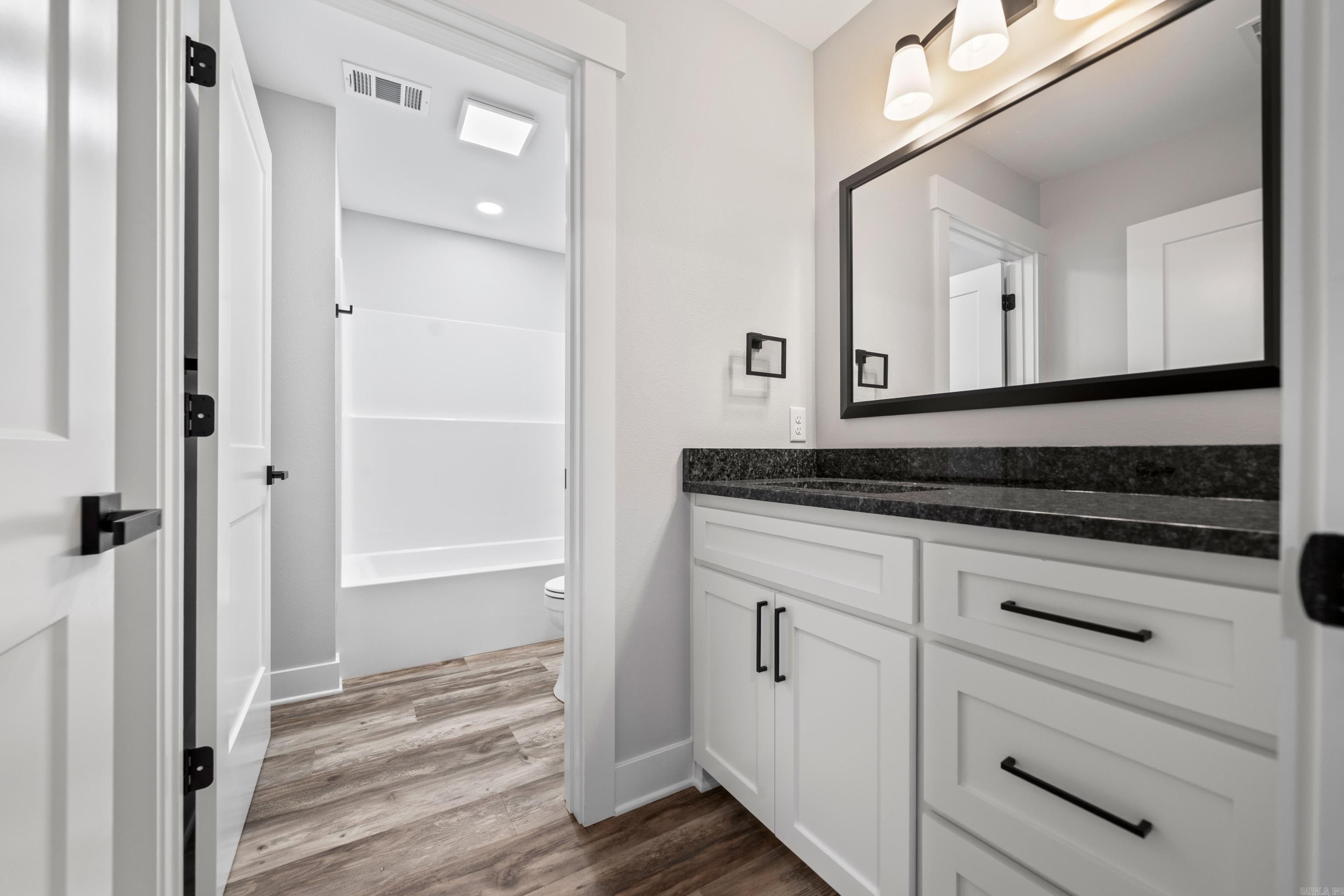 108 Portia. Hot Springs, AR 71913