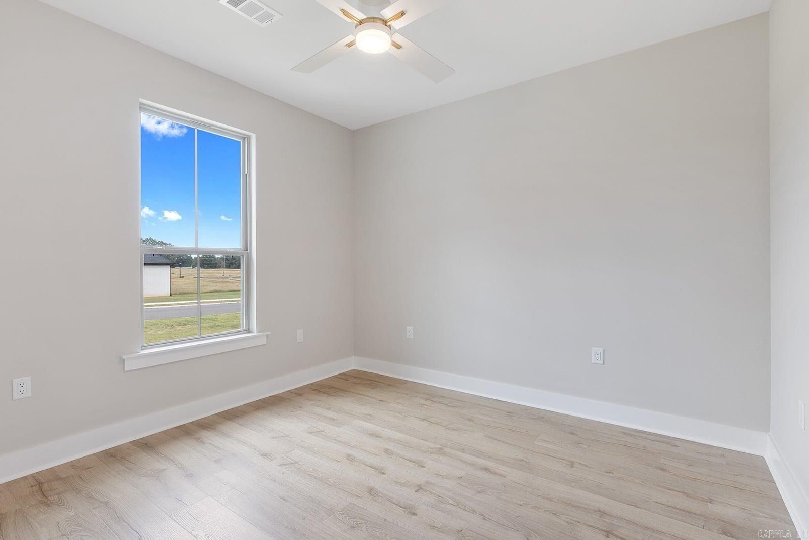 15 Calvados Court. Cabot, AR 72023