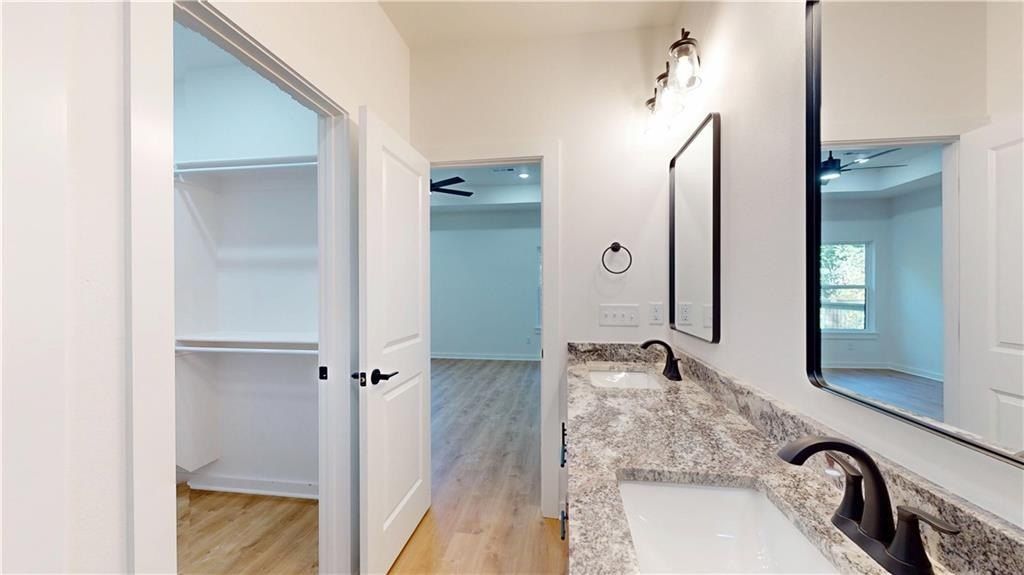 16 Burwell  Dr. Bella Vista, AR 72714