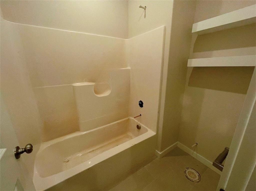 2302  N Presley  St. Siloam Springs, AR 72761