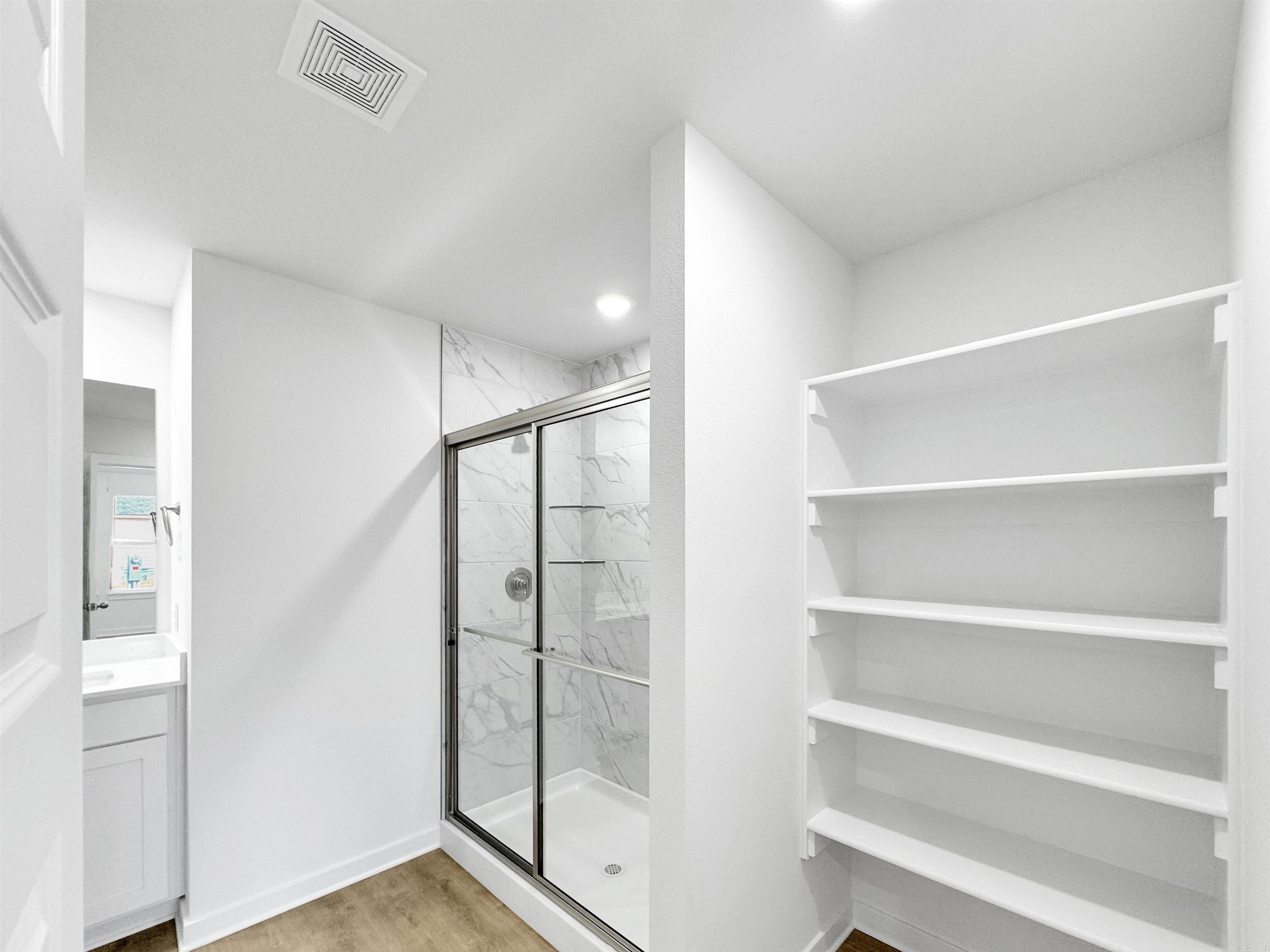 26 Plantation Drive. Mayflower, AR 72106