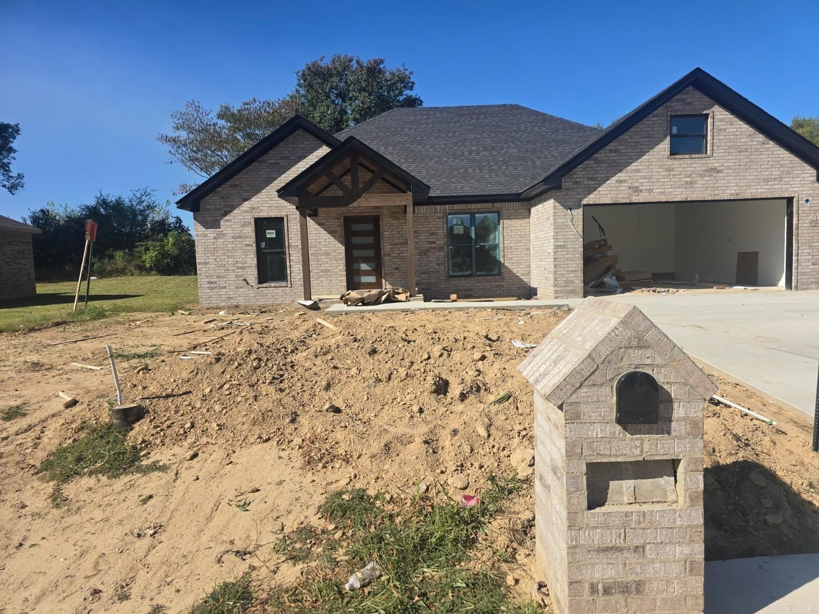 223 Woodland Trail. Bono, AR 72416