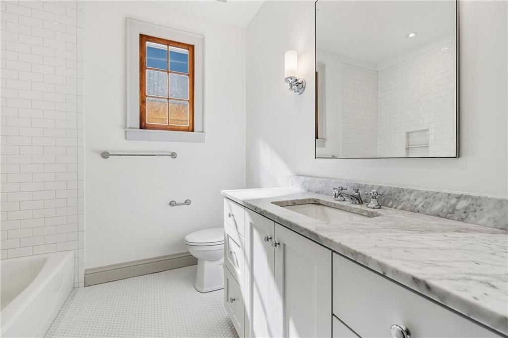 1022  Nw A  St. Bentonville, AR 72712