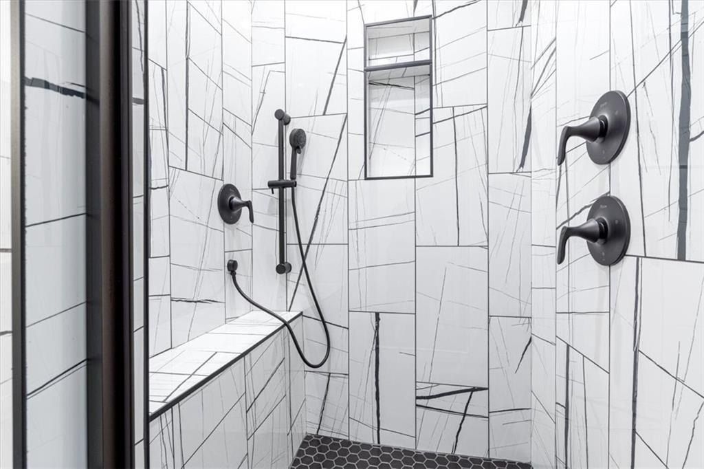 7008  Sw High Meadow  Blvd. Bentonville, AR 72713