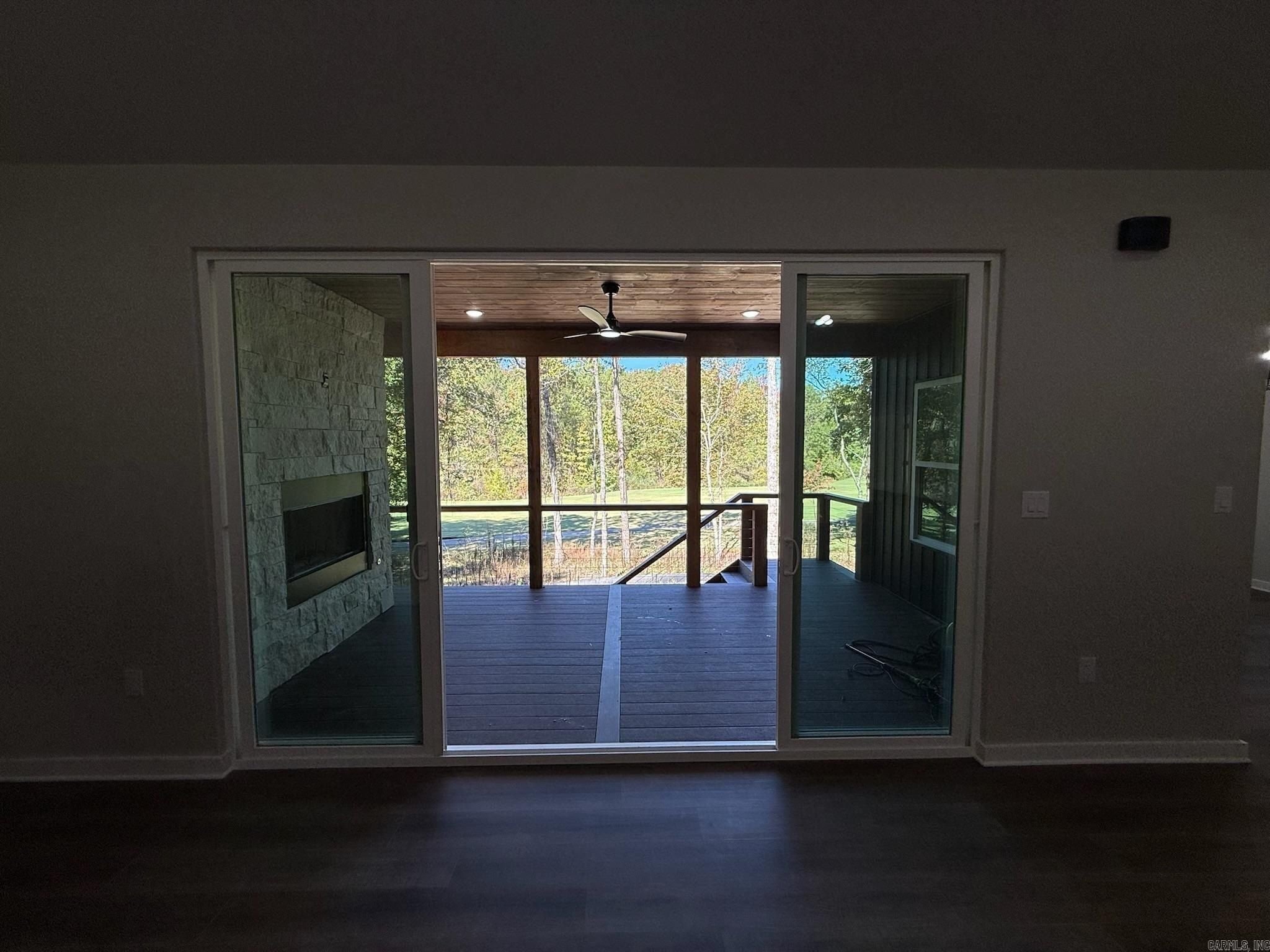 28 Darro Way. Hot Springs Village, AR 71909