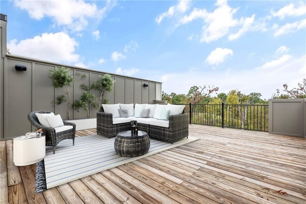 1039  Nw A  St. Bentonville, AR 72712