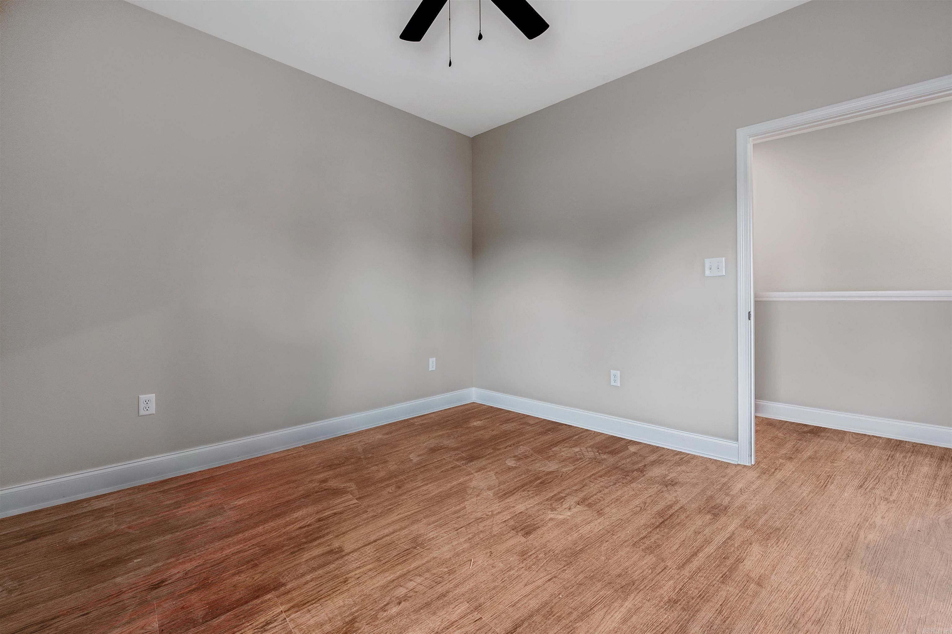 218  220 N Elm Street. Jacksonville, AR 72076