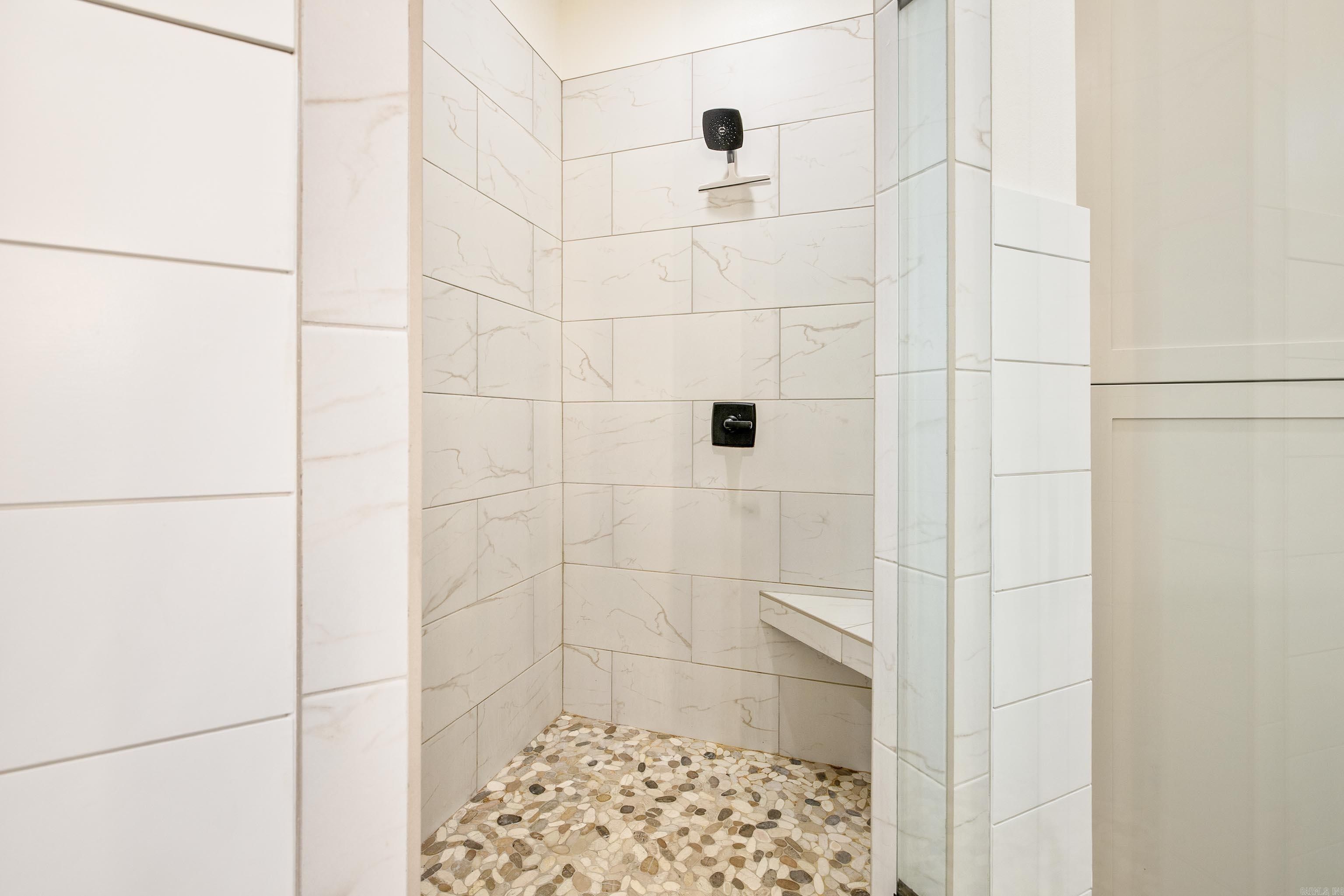 102 Red Crest Cove. Haskell, AR 72015