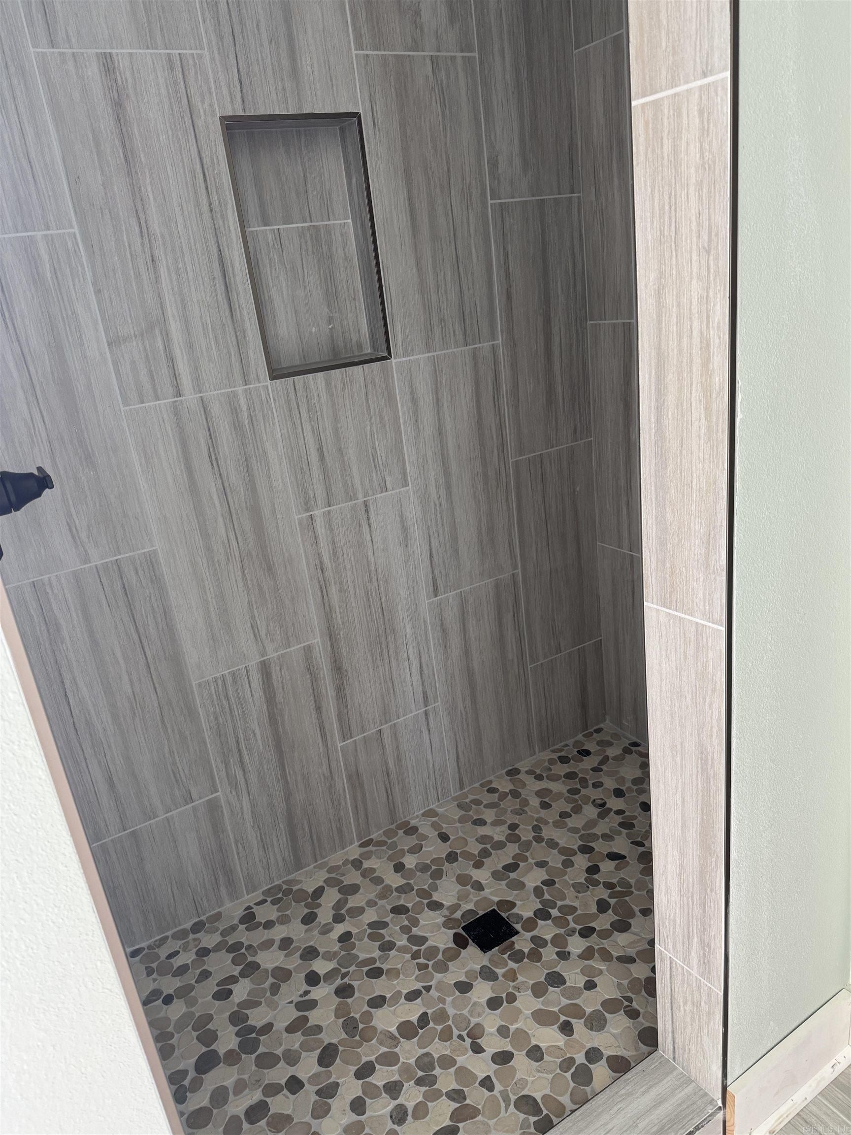 117 Harmony Hills Drive. Haskell, AR 72015